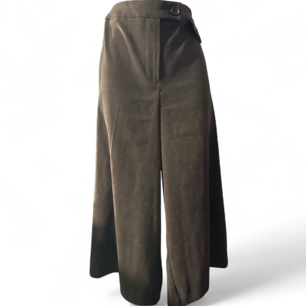 Briggs New York Dark Chocolate Wide Legged Capri Pants - Size 12